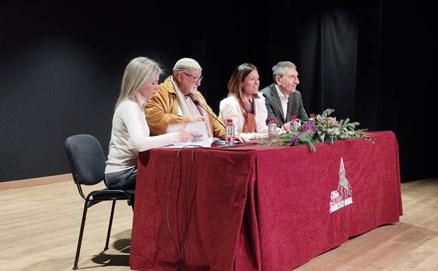 La Casa de la Cultura acoge la presentación del libro autobiográfico “Érase una vez Coronado”