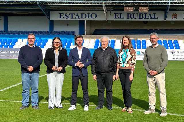 La Comunidad destina 113.000 euros a la mejora de la iluminación del estadio ‘Centenario El Rubial’ de Águilas