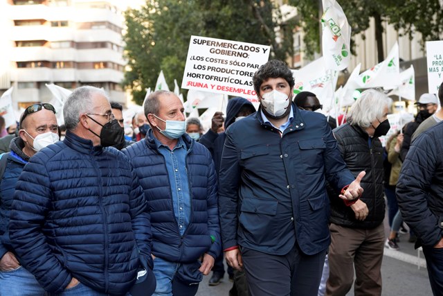 López Miras: “El Gobierno central debe escuchar el grito desesperado que lanza hoy la Región de Murcia”
