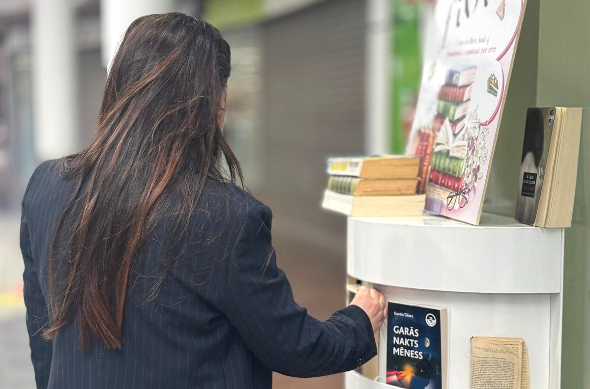 Centro Comercial Águilas Plaza fomenta la lectura entre el público infantil y juvenil en su espacio de ‘bookcrossing’