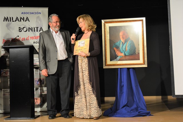 La actriz Silvia Tortosa recibe en Águilas el título de Rabaliana 2017