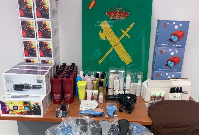 La Guardia Civil localiza en un inmueble de Águilas numerosos productos de peluquería sustraídos en un almacén del polígono de Lorca