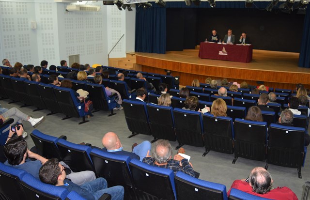 José Antonio Fernández López presenta en Águilas su libro ‘Mostrador e enseñador de los turbados’