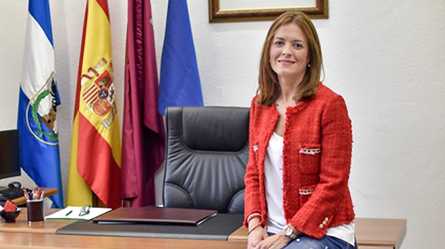 La alcaldesa de Águilas lamenta las falsas acusaciones de las que ha sido objeto y estudia tomar medidas legales 