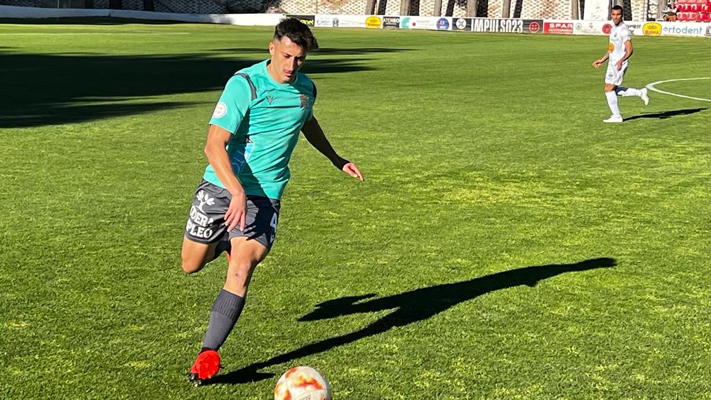 El Águilas sigue sin bajar el ritmo pese al ascenso y suma una nueva victoria en su visita a Caravaca